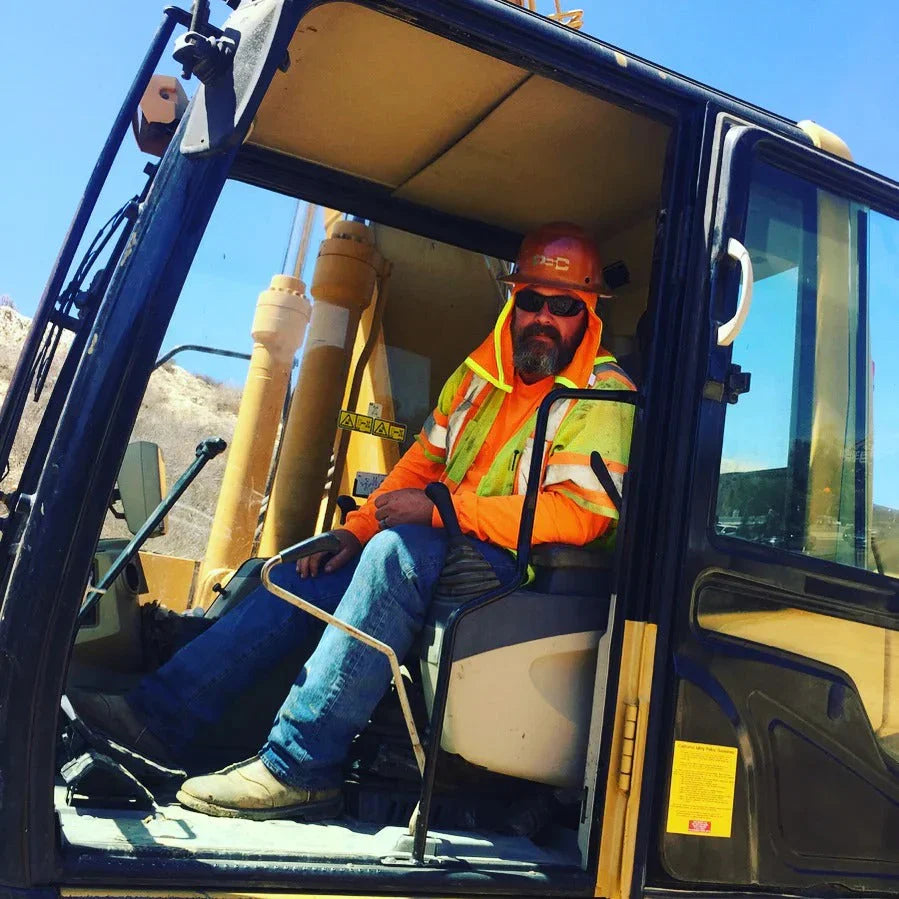 Sunburn, Shovels & Salvation: My 3-in-1 Neck Shade Story